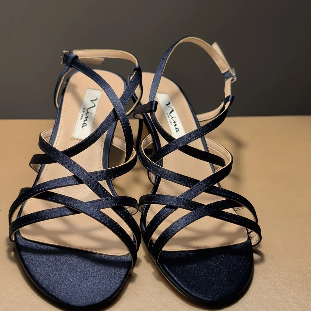 Nina slim straps